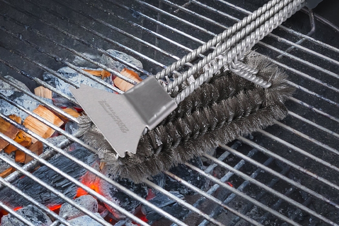Royal Gourmet 18'' Grill Cleaning Brush and Scraper With Wire Bristles
